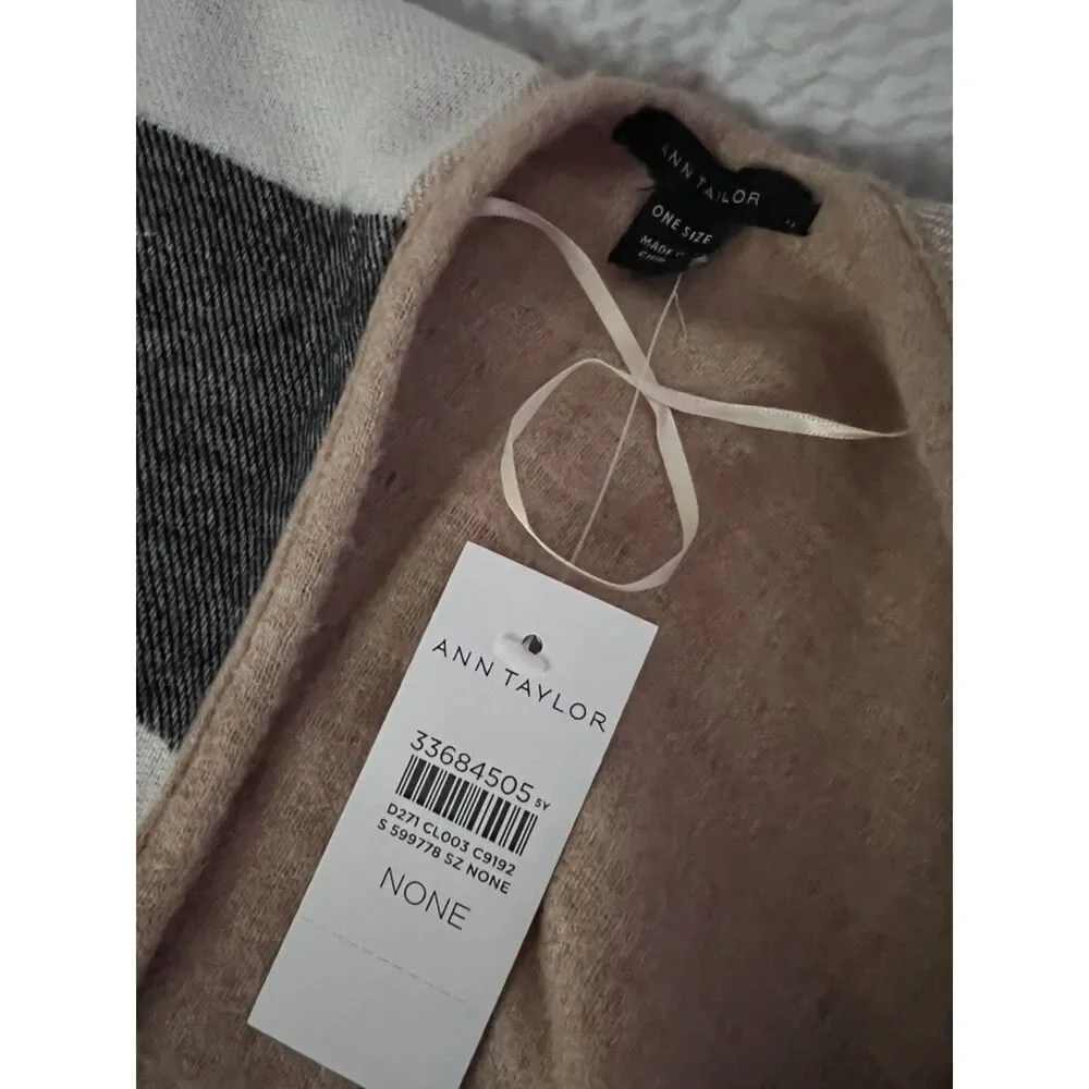 NWT Ann Taylor Open Front Poncho/Wrap. OS.
